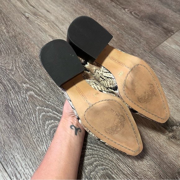Vince Camuto Reptile heeled loafer 6.5 - Picture 6 of 10